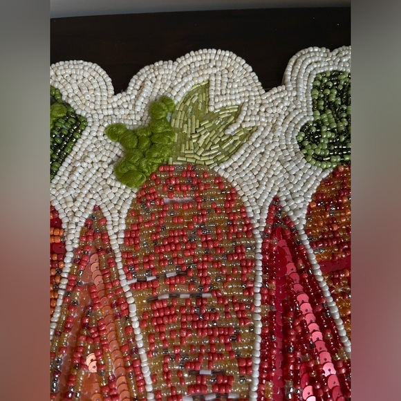 Beaded carrot table runner - Picture 6 of 14